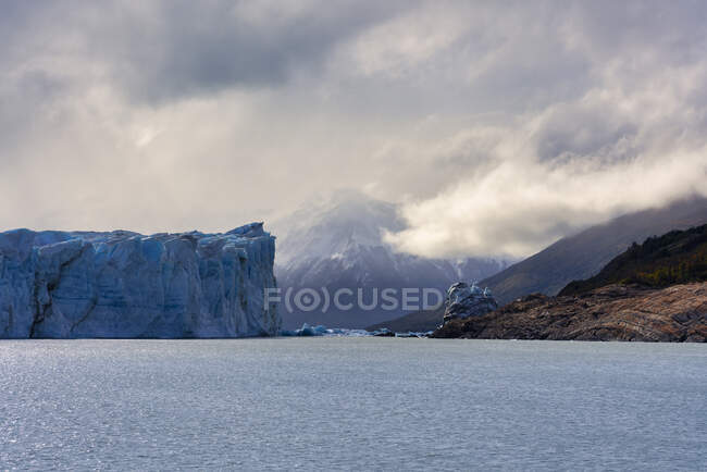 Glaciar Perito Moreno El Calafate Parque Nacional Los Glaciares Patagonia Argentina Majestuoso Viajes Stock Photo