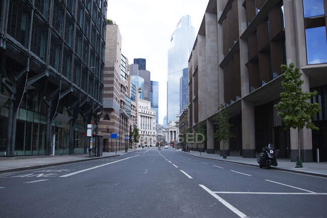 Royaume-Uni, Angleterre, Londres, Empty city street — Photo de stock