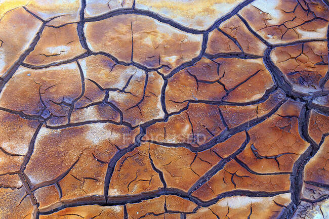 Cracked water surface background — Stock Photo
