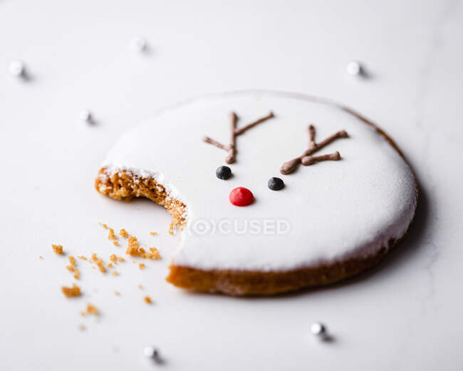 Homemade Christmas cookie with missing bite — Stock Photo