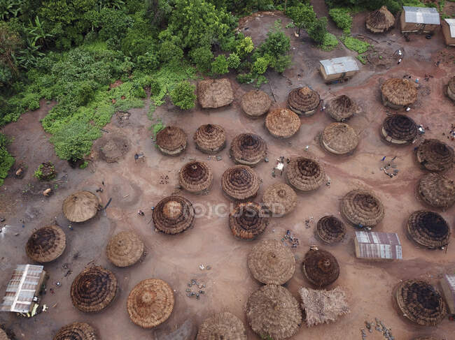 Costa d'Avorio, Korhogo, Veduta aerea del villaggio tradizionale africano — Foto stock