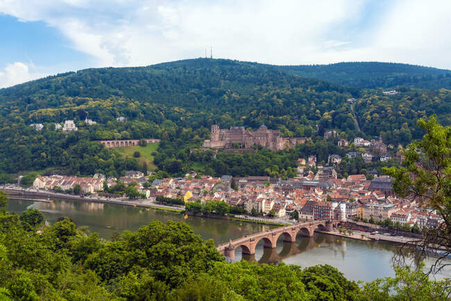 Deutschland, Baden-Württemberg, Heidelberg, Heidelberg mit Blick auf die Altstadt — Stockfoto