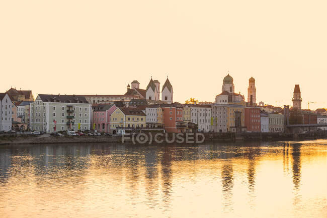 Tramonto a Passau in autunno, Baviera, Germania — Foto stock