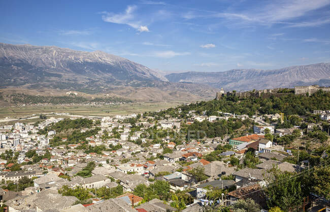 View of town against blue sky at Mali I Gjere, Gjirokaster, Albania — Stock Photo