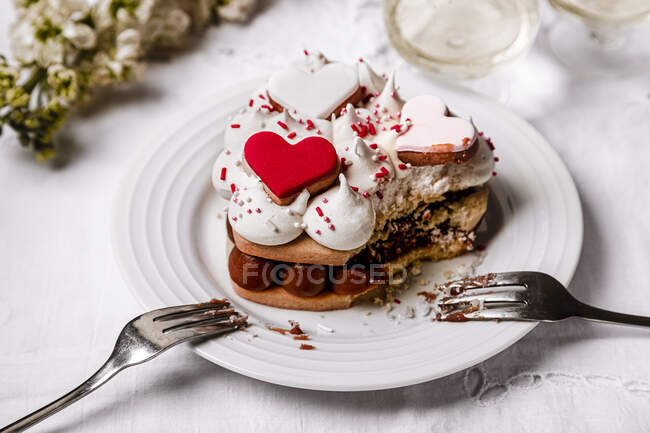Valentines Heart Cookie Cake (no pan needed!) - Design Eat Repeat