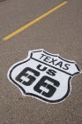 Straßenmarkierung für die historische Route 66 in Texas, USA — Stockfoto