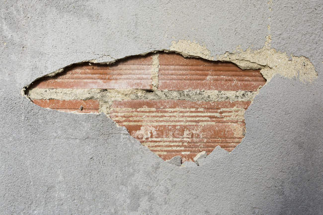 Fechar de parede Deteriorating durante o dia — Fotografia de Stock