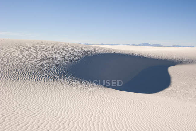 Duna de areia branca, Monumento Nacional das Areias Brancas, Novo México, EUA — Fotografia de Stock