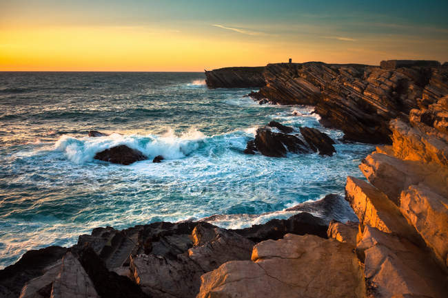 Rocky coastline, Portugal — Stock Photo