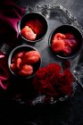 Erdbeersorbet in Schalen — Stockfoto