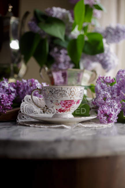 Вінтажна чашка чаю — стокове фото