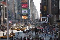 Crowded with people and traffic Times Square in New York, USA — Stock Photo