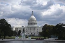 Exterior del Capitolio de los Estados Unidos, Washington DC, EE.UU. - foto de stock