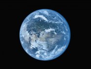 Satélite vista del planeta tierra sobre fondo negro - foto de stock