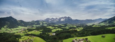 Drone point of view scenic, idyllic rolling green landscape, Kitzbuehel, Tyrol, Austria — Stock Photo
