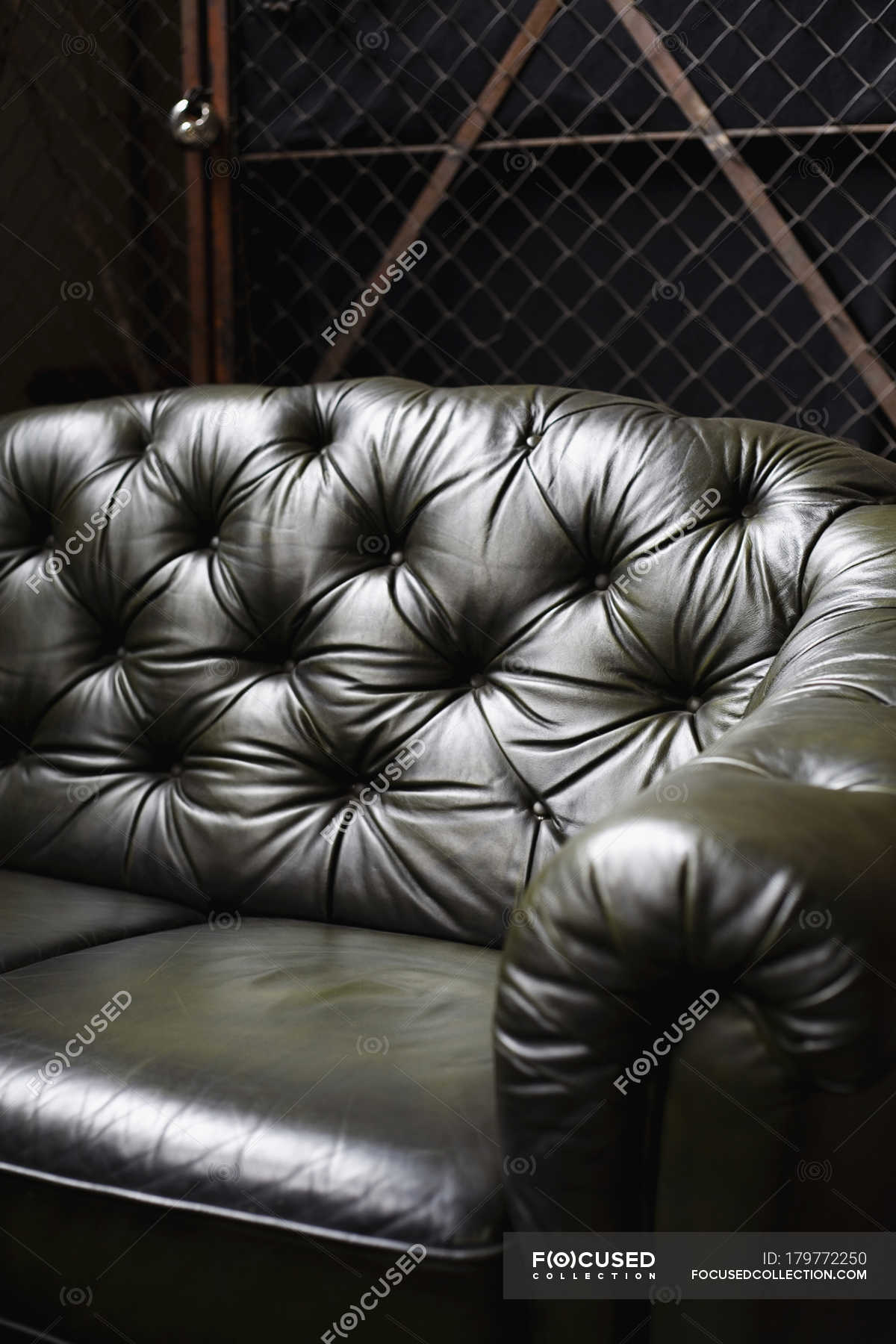 Crop Black Luxury Leather Sofa, Luxury Leather Couch