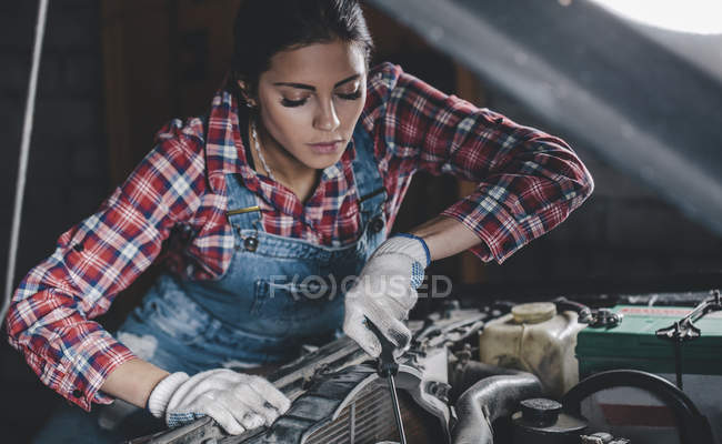 girl mechanic