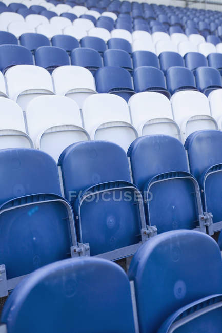 Полный кадр сидения на стадионе — стоковое фото