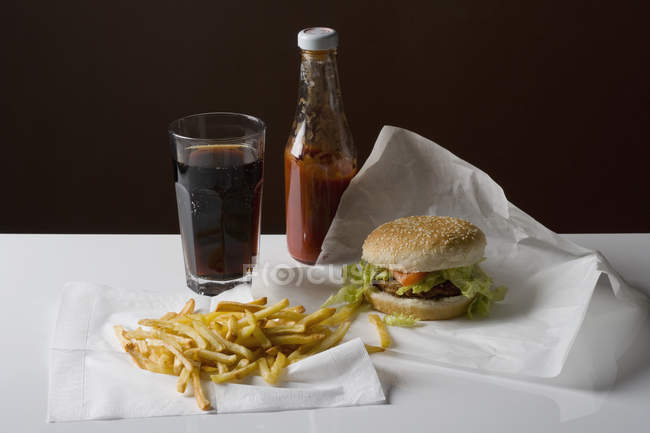 Still life of American common fast food meal — Stock Photo