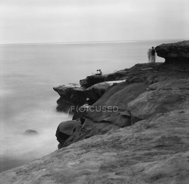 Rocky cliffs by the sea — Stock Photo