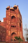 Buland Darwaza, Fatehpur Sikri, la Città della Vittoria, Costruita nella seconda metà del XVI secolo, Mughal Architecture, realizzata in arenaria rossa, capitale dell'Impero Moghul, Patrimonio dell'Umanità UNESCO, Agra, Uttar Pradesh, India — Foto stock
