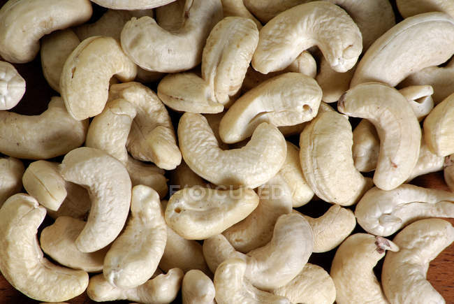 Raw Cashew nuts — Stock Photo