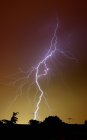 Bolt of lightning at suburbs of Buenos Aires — Stock Photo