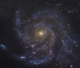 Paisaje estelar colorido con Pinwheel Galaxy - foto de stock