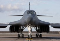 Texas, Dyess Air Force Base - January 19, 2010: B-1B Lancer going through pre-flight checking before training mission — Stock Photo