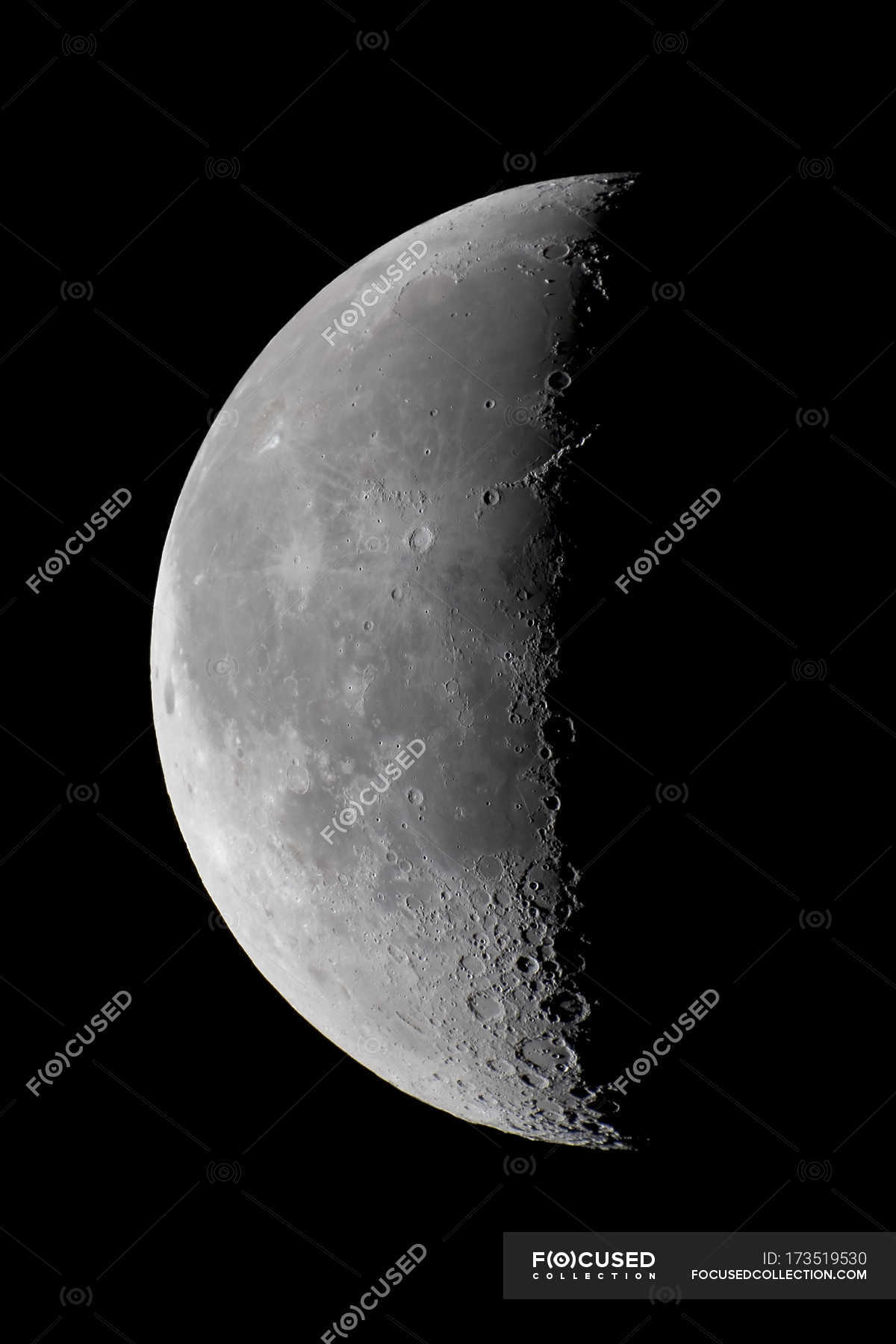 Waning moon surface — night, round Stock Photo 173519530