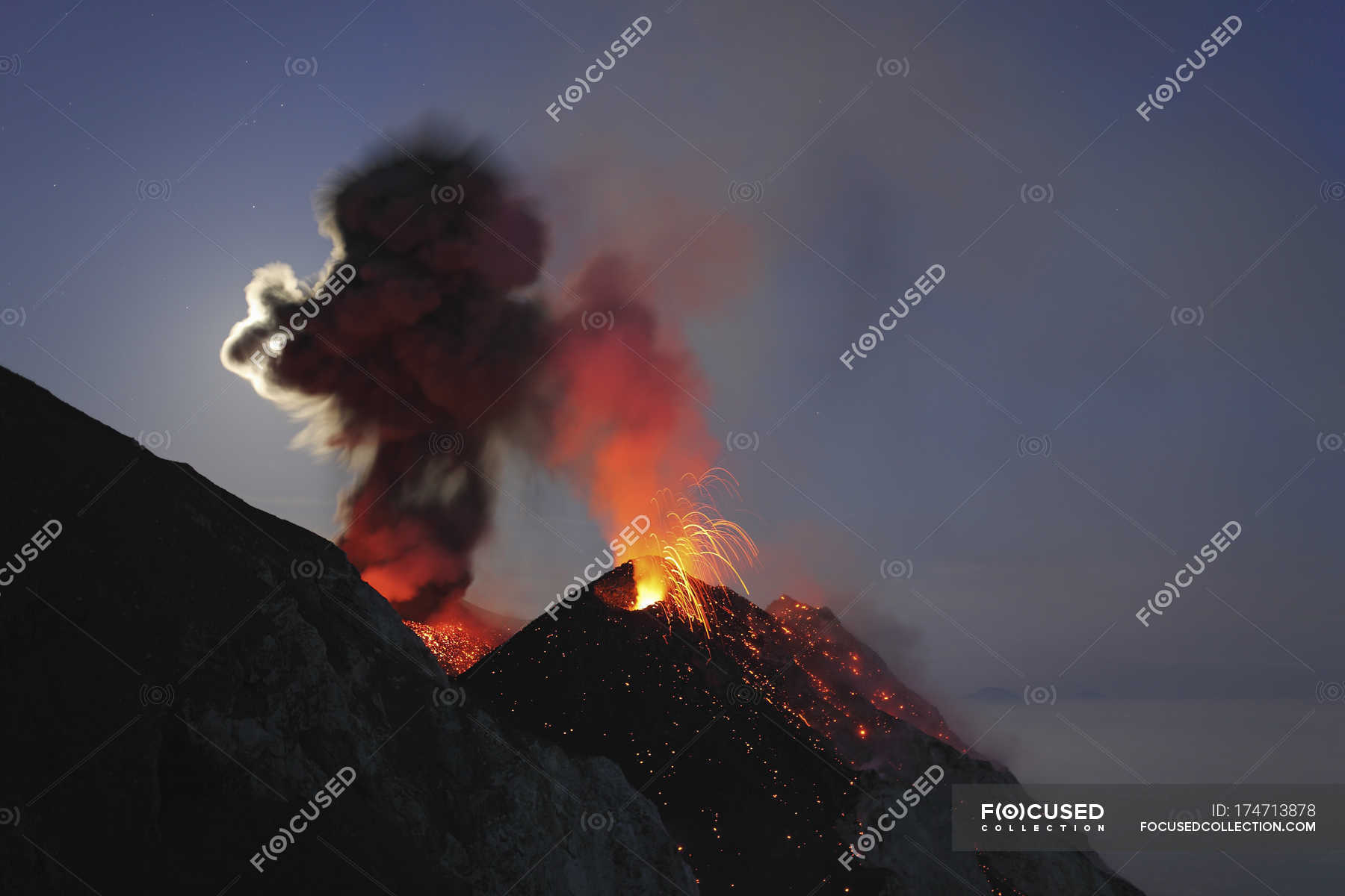 Stromboli Eruption On Aeolian Islands — Flame, Outburst - Stock Photo ...