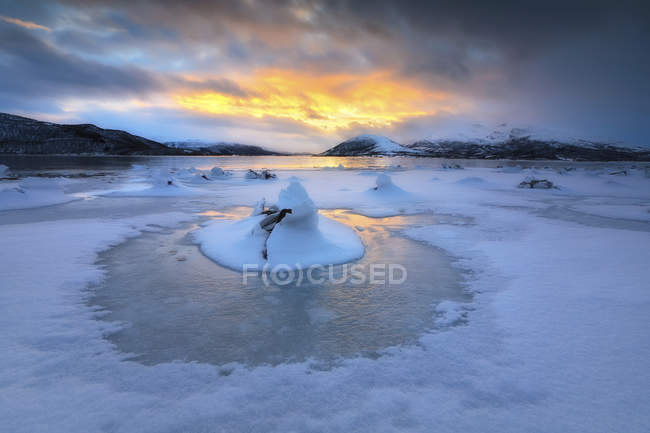 Frozen fjord of Tjeldsundet strait — Stock Photo