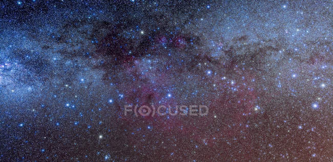 Panorama stellare con costellazioni di Puppi e Vela — Foto stock