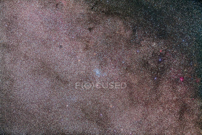 Sternenlandschaft mit offenem Sternhaufen ngc 6067 — Stockfoto