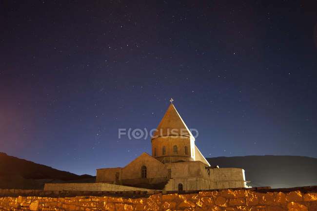Starry sky above Saint Thaddeus Monastery — Stock Photo