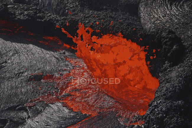 Erta Ale lago de lava fonte — Fotografia de Stock