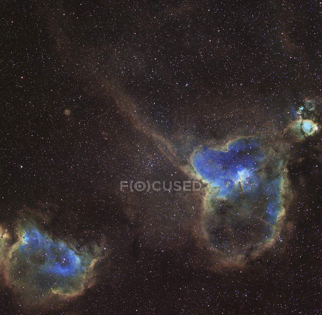 Panorama stellare con nebulose del cuore e dell'anima — Foto stock