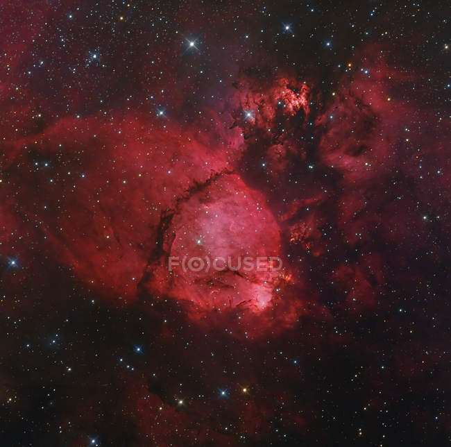NGC 896 en Nebulosa del Corazón en Cassiopeia - foto de stock