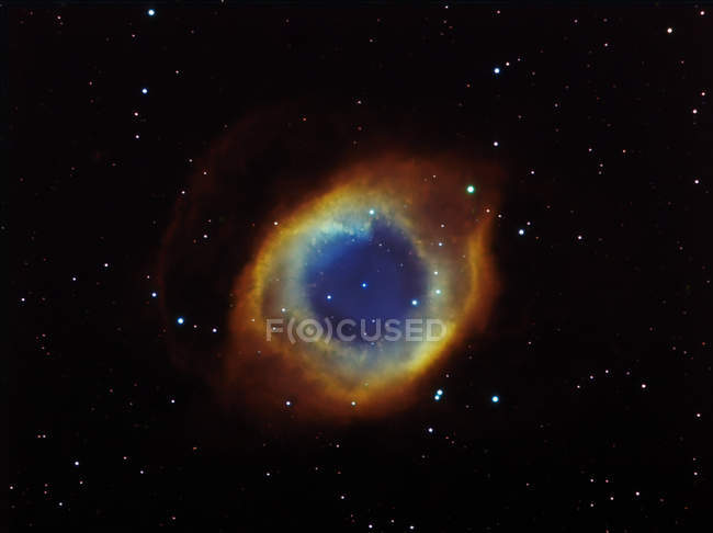 Nebulosa Helix en Acuario NGC 7293 en alta resolución - foto de stock