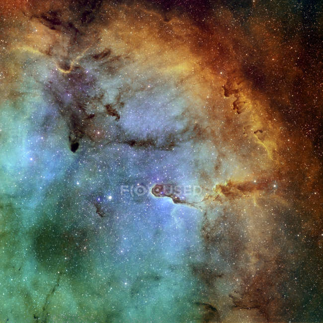 IC 1396 Nebulosa de tronco de elefante no mapeamento de cores da paleta Hubble — Fotografia de Stock