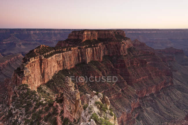 Вид на Wotans троні, Величний Національний Парк Глибоої ущелини, Арізона, США — стокове фото