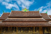 Tempio buddista Wat Xieng Thong a Luang Prabang / Laos — Foto stock