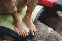 Close up of a male rock climber bare feet — Stock Photo