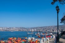 Elevated view of the harbour in Valparaiso, Chile — Stock Photo