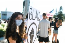 Manifestações pacíficas no vale da grama rural, protesto na Califórnia — Fotografia de Stock