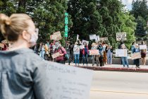 Manifestazione pacifica nella piccola città rurale, California BLM Protesta — Foto stock