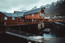 Distrito tradicional no condado, Noruega, arquipélago de Lofoten — Fotografia de Stock