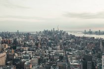 Breathtaking Wide View of Manhattan, New York City Skyline logo após Sunset HQ — Fotografia de Stock