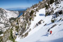 Man skiing down mountain in Tahoe — Stock Photo