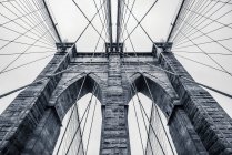 Brooklyn bridge, New York, États-Unis — Photo de stock